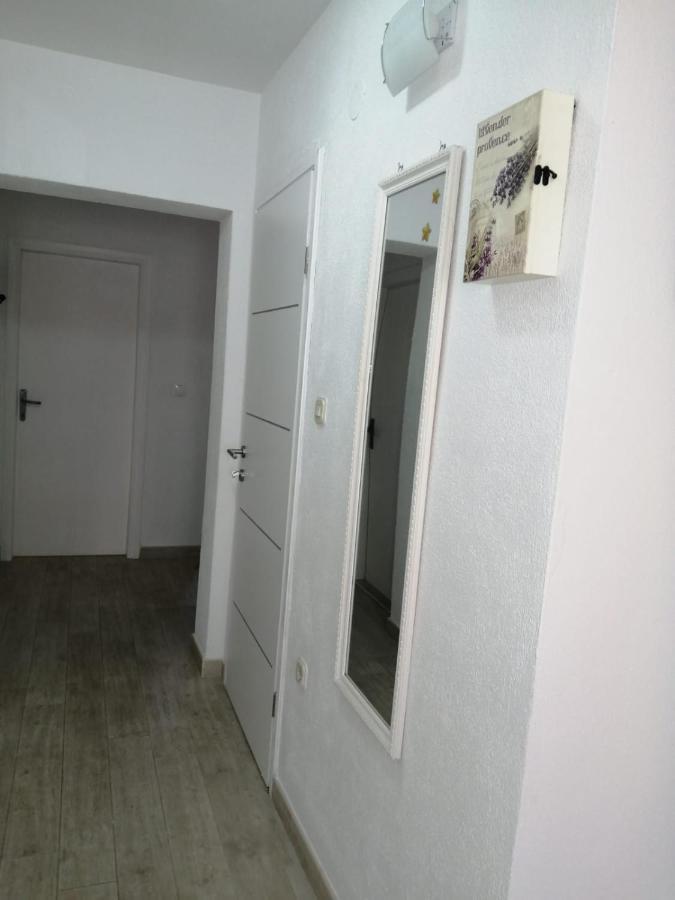 מאקרסקה Apartman Grgic מראה חיצוני תמונה